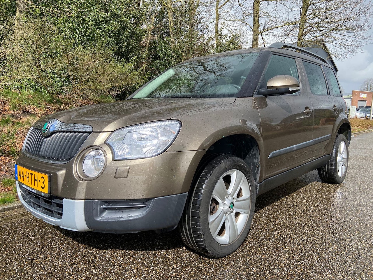Skoda Yeti - 2.0 TDI Tour 4x4 2.0 TDI Tour 4x4, BJ`2011, EXPORTPRIJS ! - AutoWereld.nl