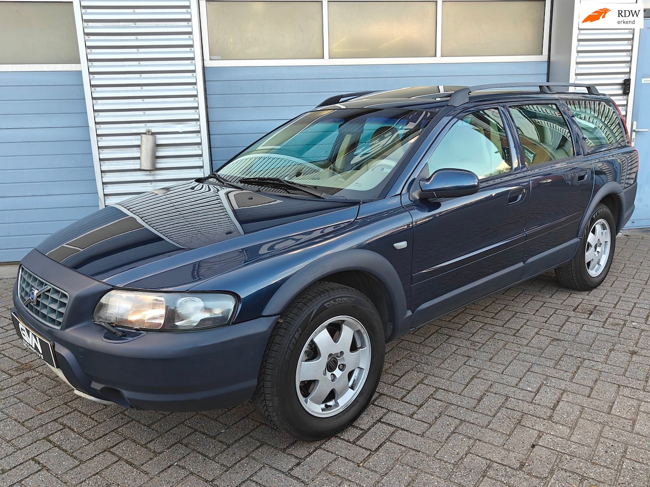 Volvo XC70 - Cross Country 2.4 T AWD Ocean Race NL Auto|NAP|Gereviseerde Automaat|AWD|Elektrische Stoel - AutoWereld.nl