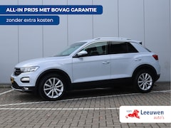 Volkswagen T-Roc - 1.0 TSI Style | Camera | Trekhaak | Navigatie | Org. NL