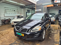 Volvo XC60 - 2.4D R-Design, 6 handbak, full option