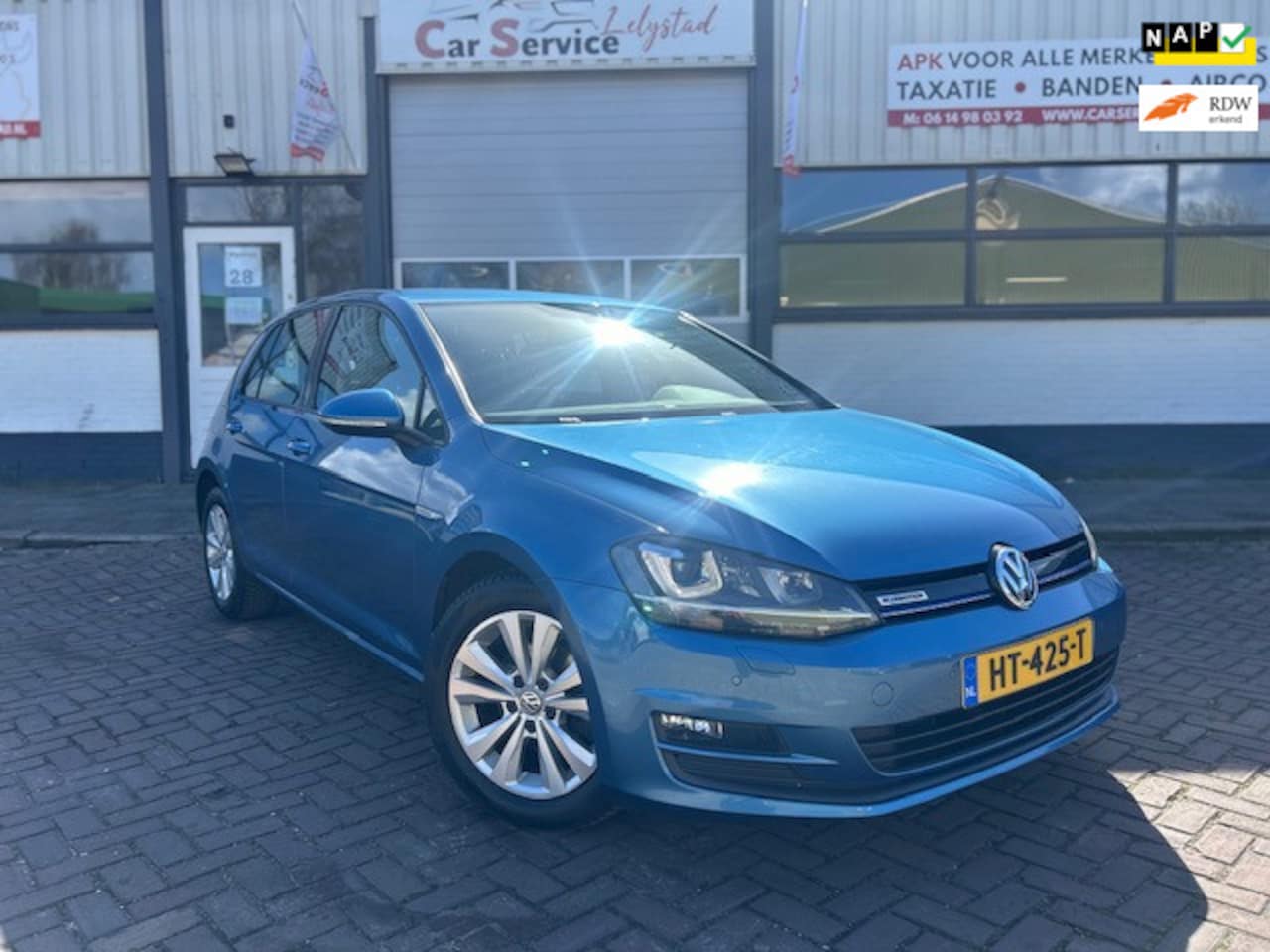 Volkswagen Golf - 1.0 TSI Comfortline DSG\NAVI\CAMERA\Climate - AutoWereld.nl
