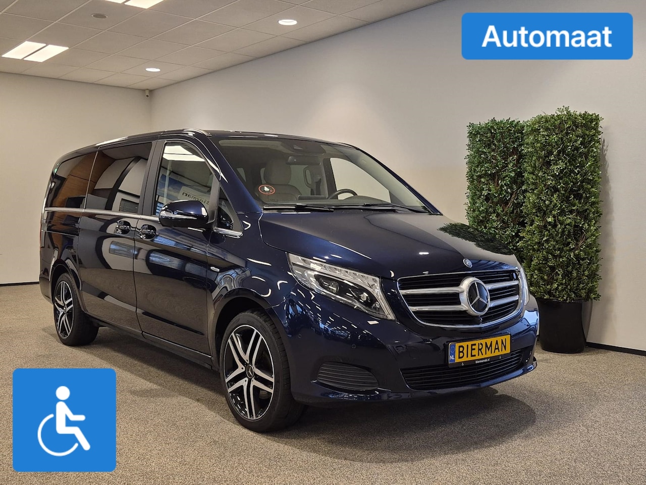 Mercedes-Benz V-klasse - 250D L3H1 Rolstoelbus Automaat 3+1 (190pk) - AutoWereld.nl