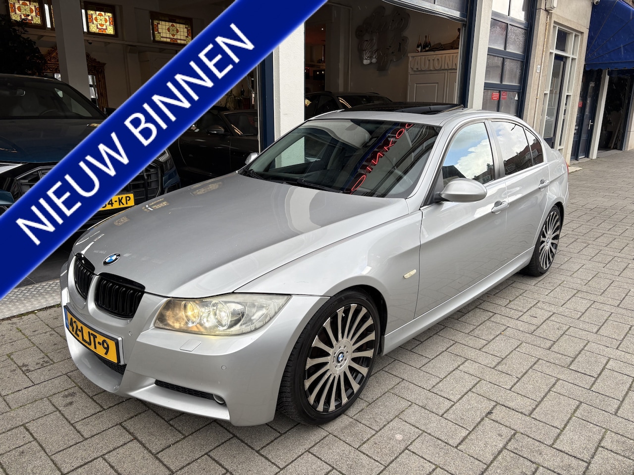 BMW 3-serie - 325i M-SPORT/M-PAKKET/SCHUIFDAK - AutoWereld.nl
