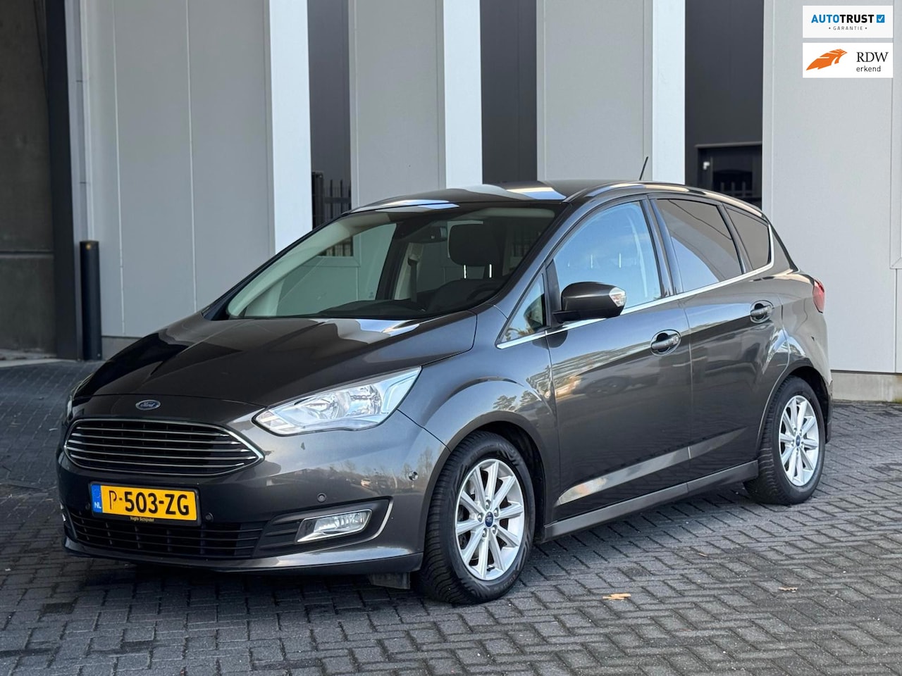 Ford C-Max - 1.5 Titanium Sport 150 pk, achteruitrijcamera, trekhaak, navigatie,stoel -stuurverwarming - AutoWereld.nl