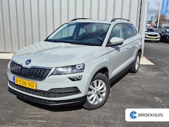 Skoda Karoq - 1.0 TSI Business Edition 110Pk | Glazen Panorama-dak | Stoelverwarming | Apple carplay And