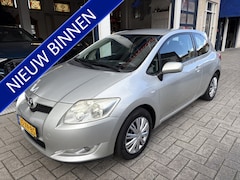 Toyota Auris - 1.6-16V Sol AUTOMAAT/AIRCO