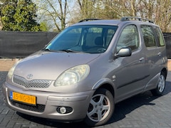 Toyota Yaris Verso - 1.3 VVT-i Sol/Automaat/Airco/LMV