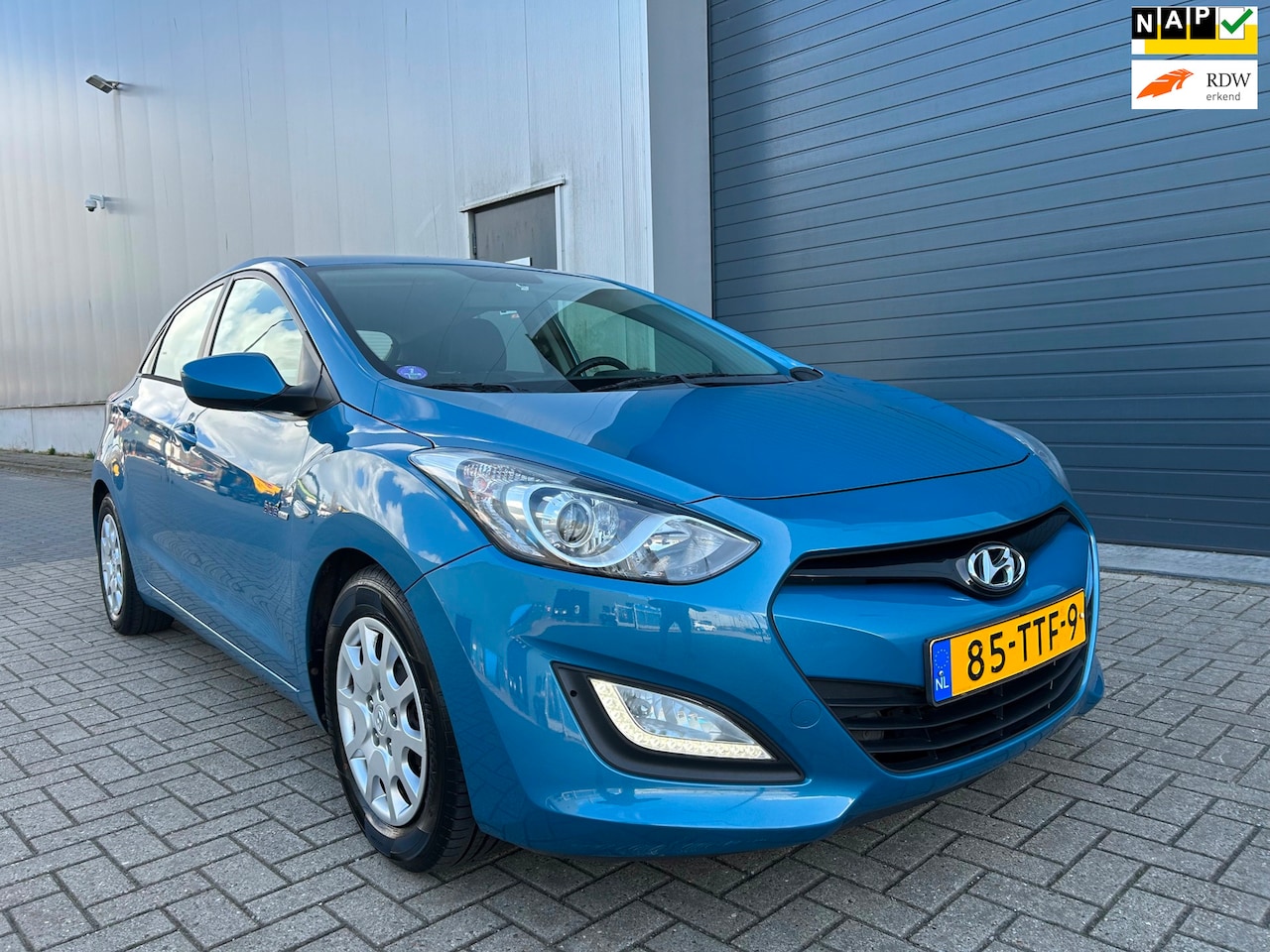 Hyundai i30 - 1.6 GDI i-Motion AIRCO PDC 5DRS NAP - AutoWereld.nl