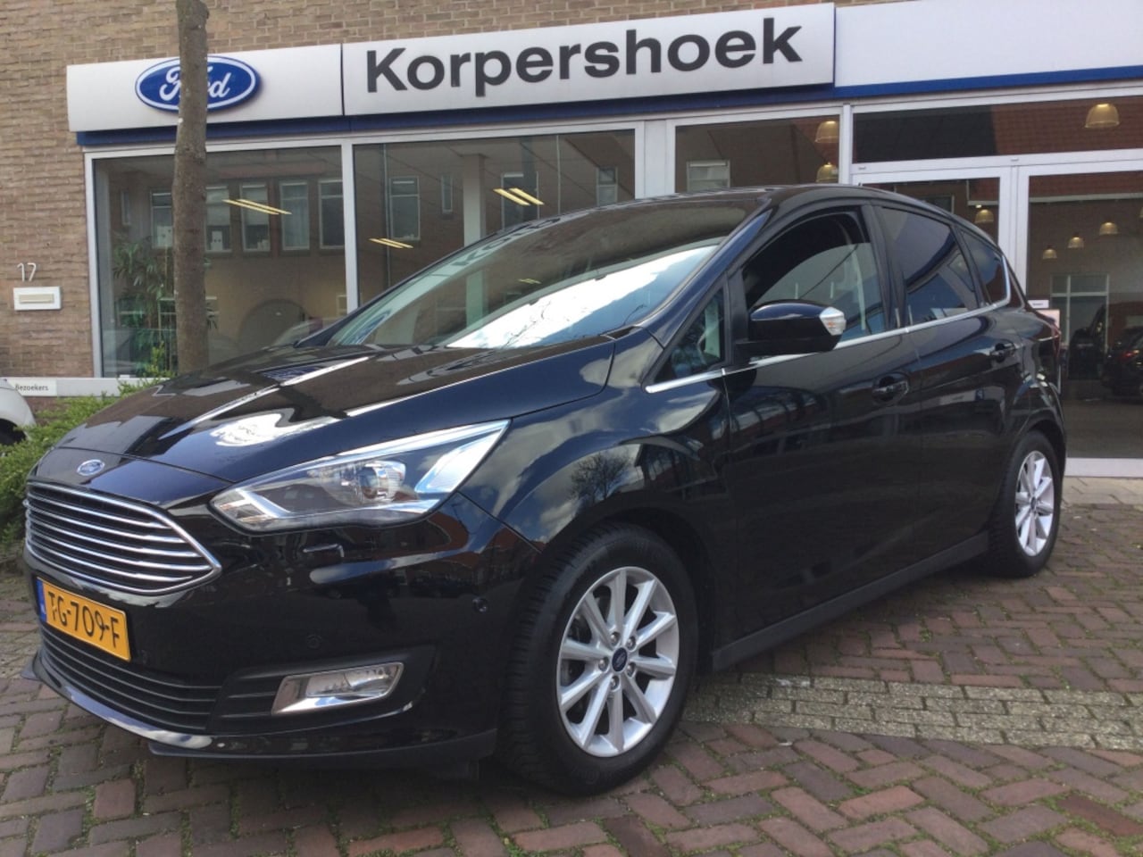 Ford C-Max - 1.0 EcoBoost 125 pk Titanium | Trekhaak - AutoWereld.nl