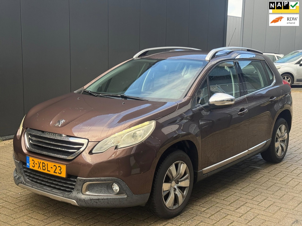 Peugeot 2008 - 1.6 VTi Allure VOL automaat Trekhaak! - AutoWereld.nl
