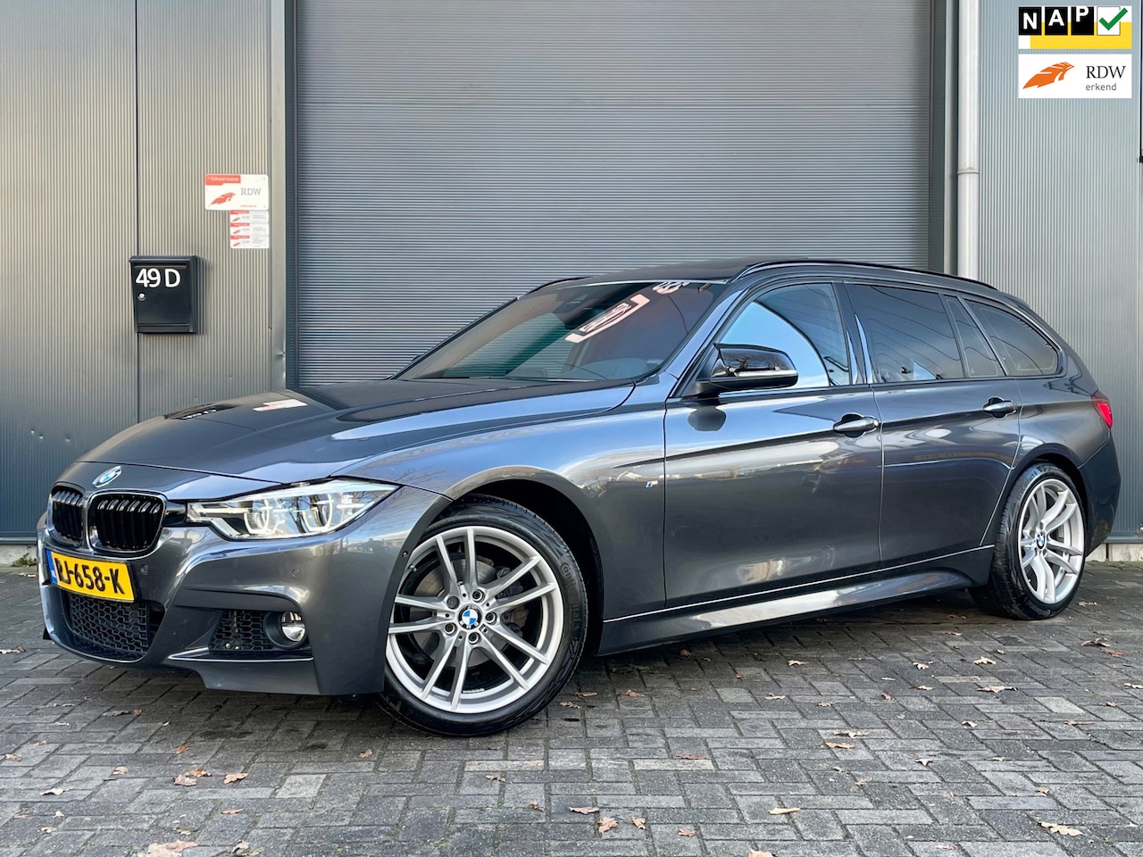 BMW 3-serie Touring - 320d EDE High Executive M NAP EURO6 H/K AUDIO PANO KEYLESS HEADUP LEER 360 CAMERA CRUISE B - AutoWereld.nl