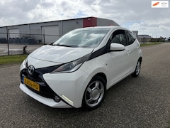 Toyota Aygo - 1.0 VVT-i x-wave AIRCO/APK 3-2027/CAMERA