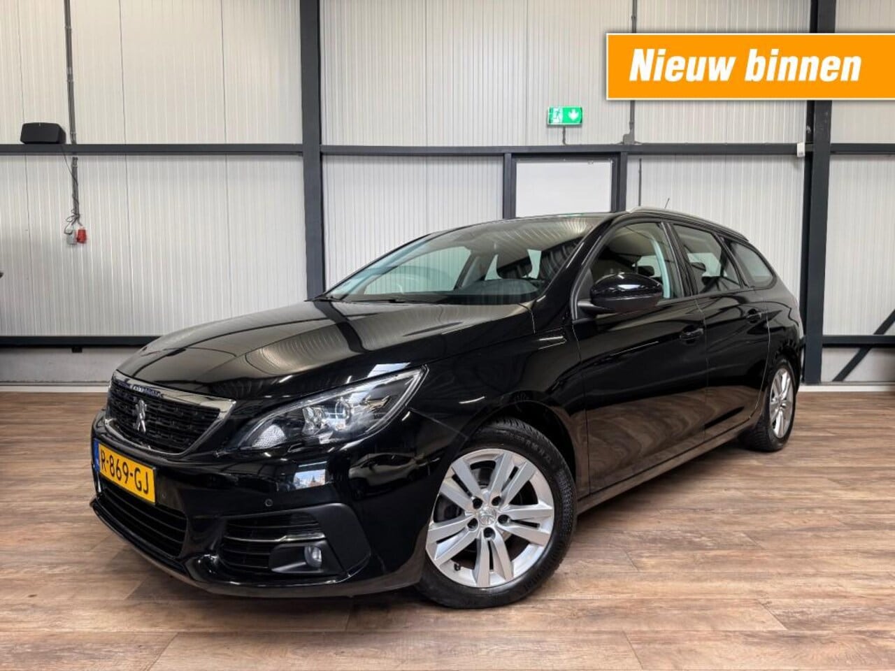Peugeot 308 SW - 1.2 PureTech Blue Lease Premium 1.2 PureTech Blue Lease Premium - AutoWereld.nl
