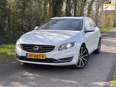 Volvo V60 - 2.4 D5 Twin Engine Special Edition | Automaat + Cruise + Navi |