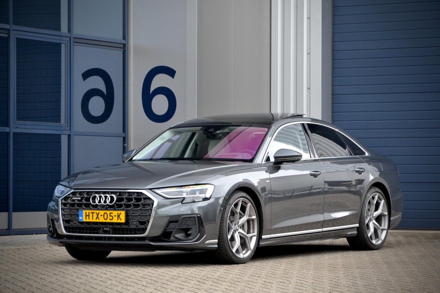 Audi A8 - 60 TFSI e Quattro / NP €188K / S-Line / Pano / FULL Options / Uniek - AutoWereld.nl