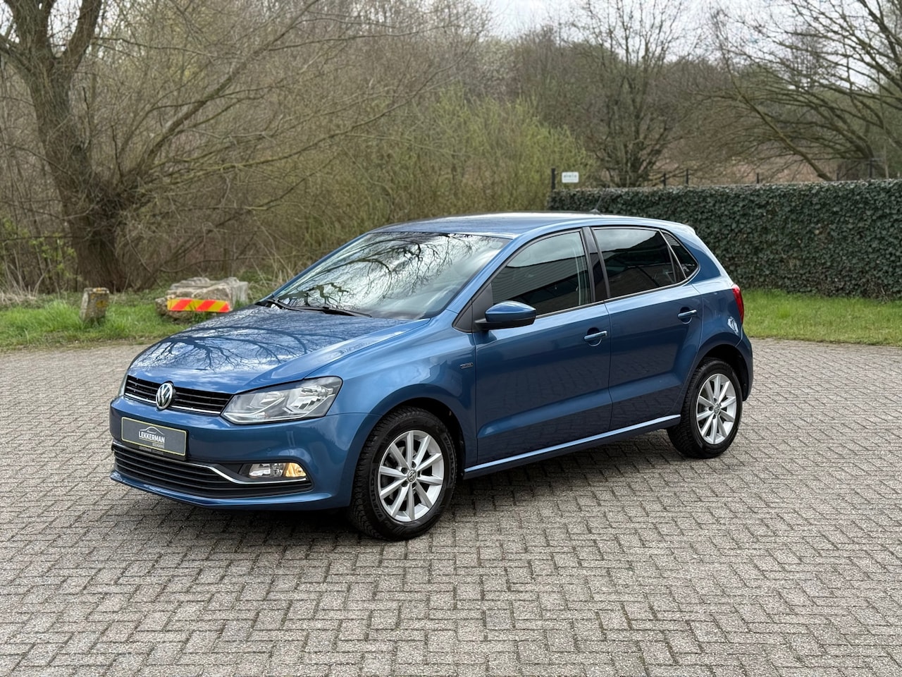 Volkswagen Polo - 1.0 High Line PDC I CRUISE I ZEER MOOI I GROOT SCHERM I NWE APK - AutoWereld.nl