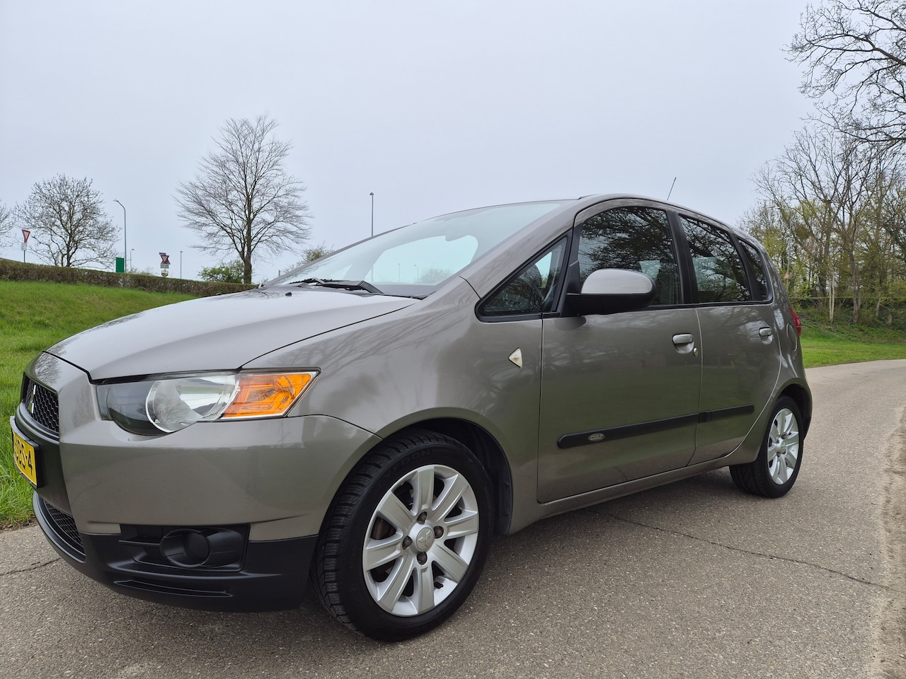 Mitsubishi Colt - 1.3 Invite+ - AutoWereld.nl