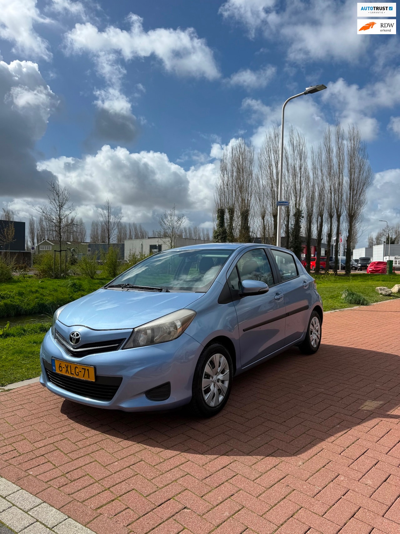 Toyota Yaris - 1.3 VVT-i Aspiration automaat camera navi - AutoWereld.nl