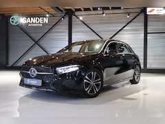 Mercedes-Benz A-klasse - 180 Business Line|Automaat|Navi|LED|Camera|Leder|Verwarmbare stoelen|Donkere hemel|17inch