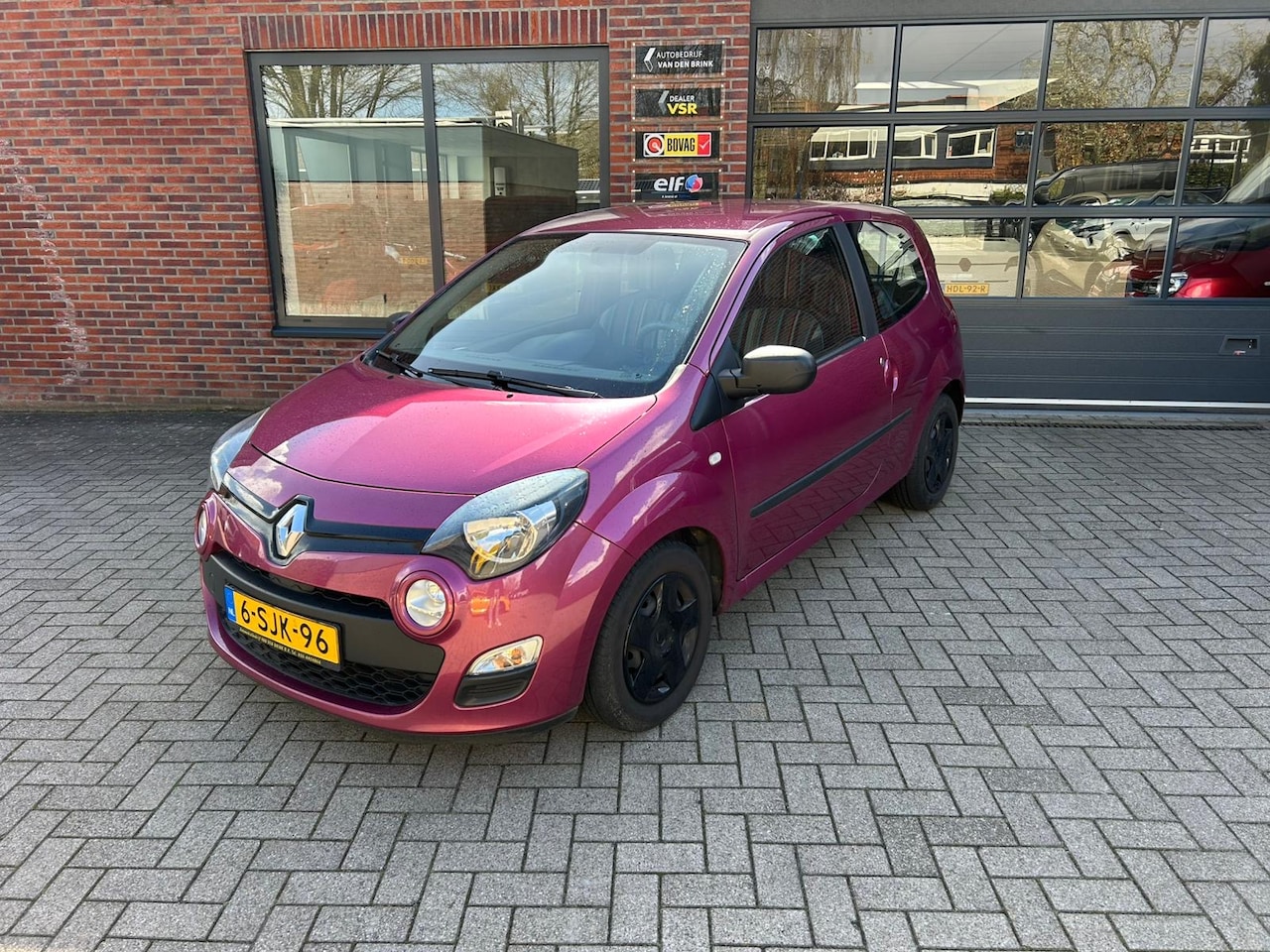 Renault Twingo - 1.2 16V Parisienne nieuwe distr. riem - AutoWereld.nl