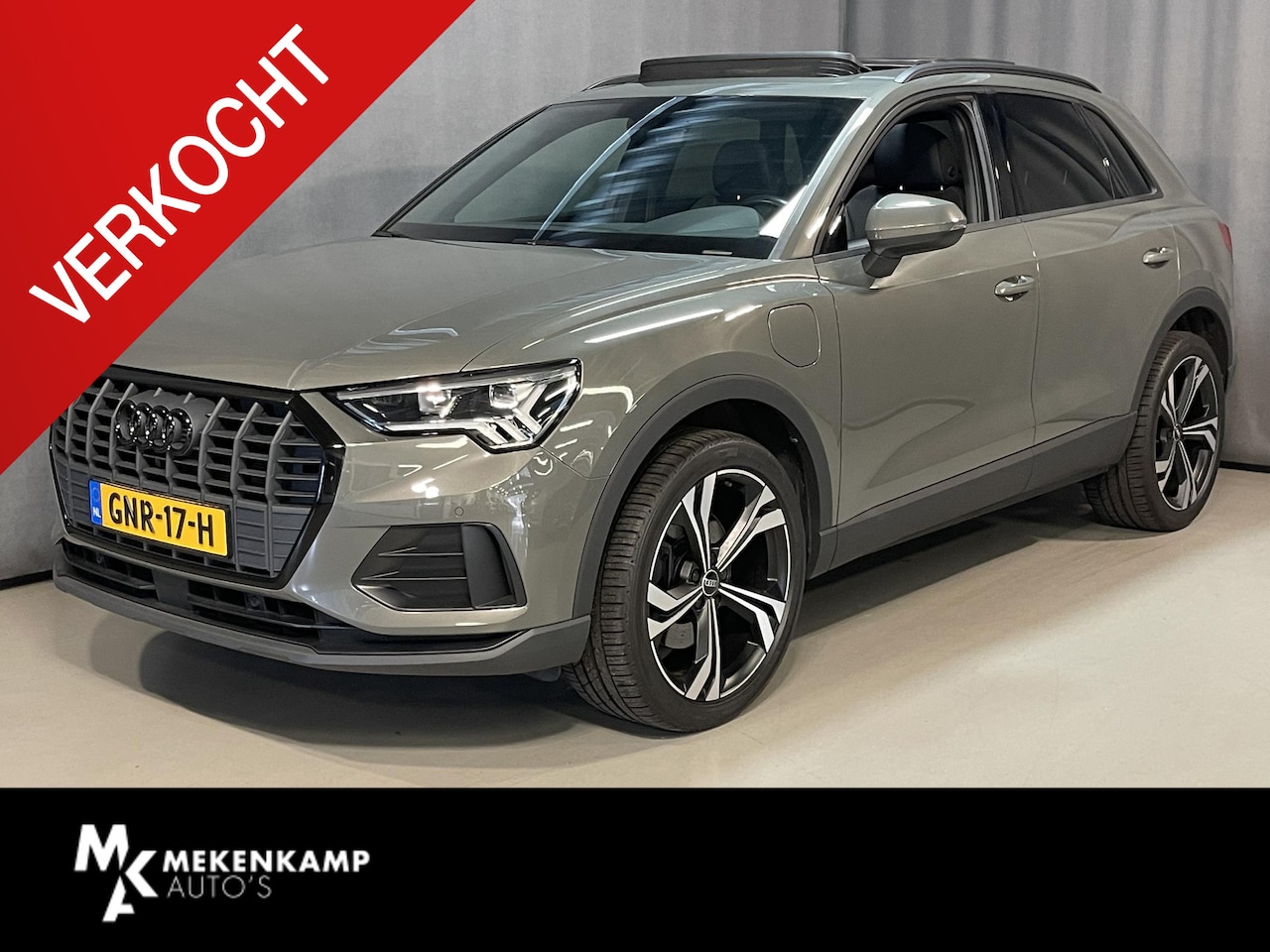 Audi Q3 - 45 TFSI e S edition 20"/Panoramadak/Dodehoek/Stoelverwarming/PDC v+a/MATRIX LED/Virtual co - AutoWereld.nl