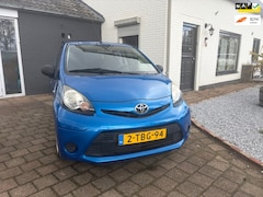 Toyota Aygo - 1.0 VVT-i Now 1e Eigenaar Airco, dealer ond, 5 deurs
