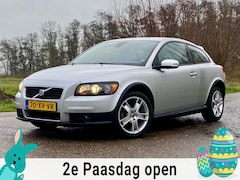 Volvo C30 - 1.6 Momentum Leder Clima Cruise Control Trekhaak Goed Onderhouden NAP