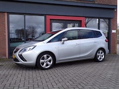 Opel Zafira Tourer - 1.4 Rhythm 7p. Navi PDC Cruise Trekhaak Sportstoelen