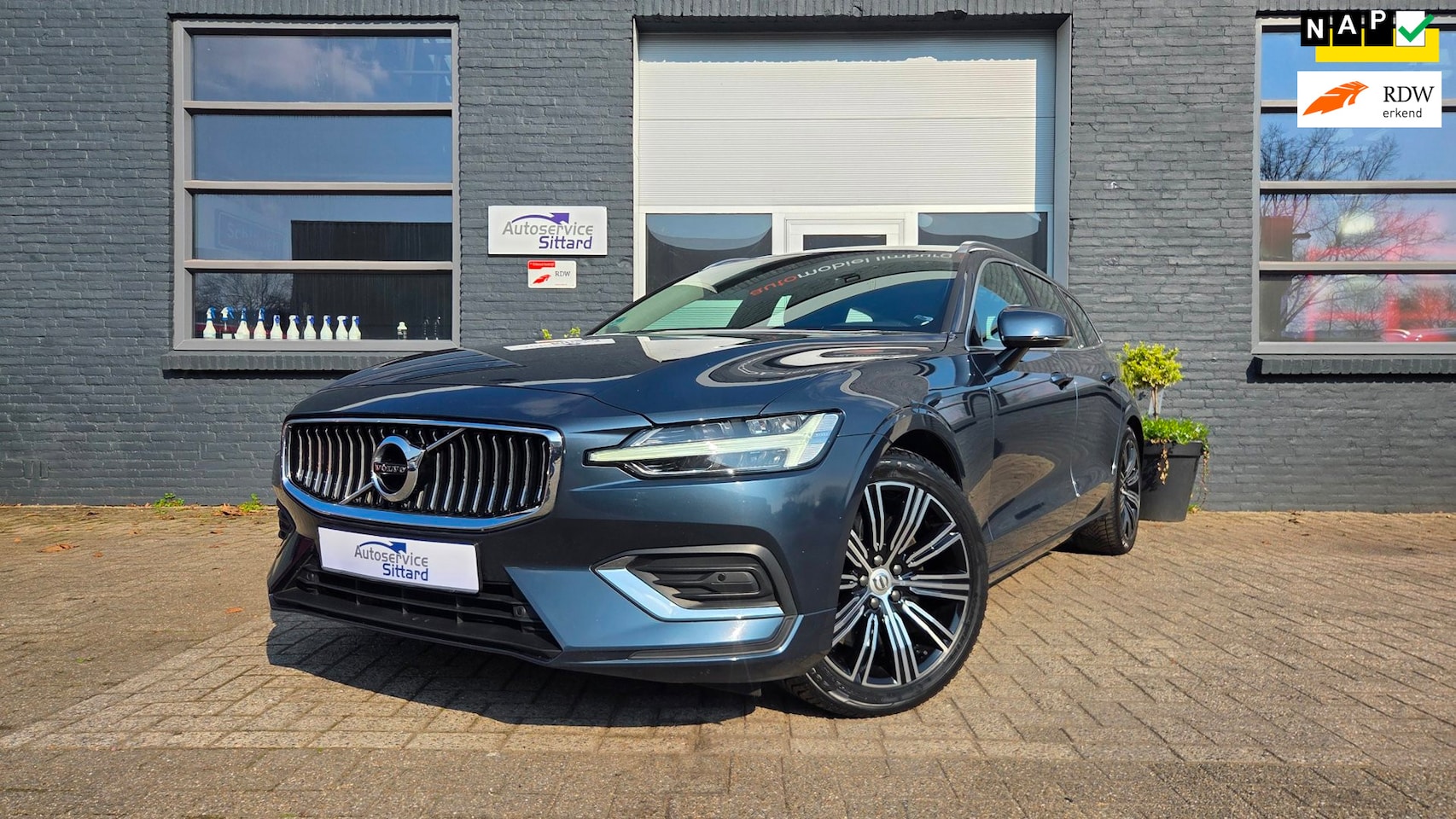 Volvo V60 - 2.0 T5 Inscription 2.0 T5 Inscription - AutoWereld.nl