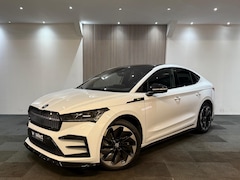 Skoda Enyaq Coupé iV - 80 RS Glazen dak l Ambient l Camera l Kuipstoelen l Led l BTW l 4X4 Aandrijfing