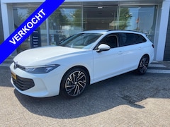 Volkswagen Passat Variant - 1.5 eTSI Sport/ climate control/Nav/19inch