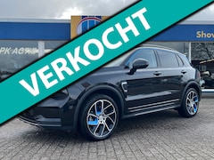 Lynk & Co 01 - 1.5 261pk PHEV 7DCTH | Orig.NL | PanoramaDak | 360 graden Camera | Carplay |