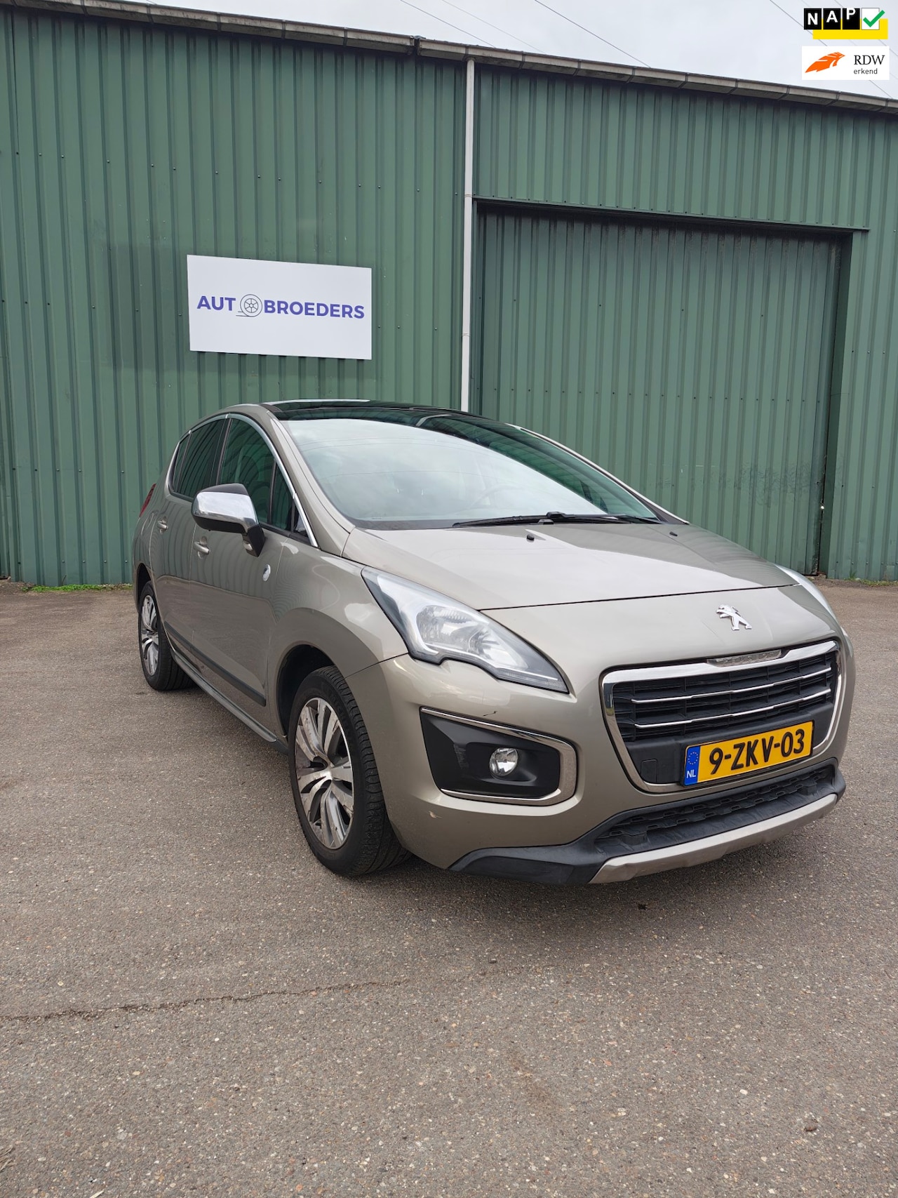 Peugeot 3008 - 1.6 THP Crossway PANORAMA - NIEUWE KOPPELING - NAVIGATIE - AutoWereld.nl