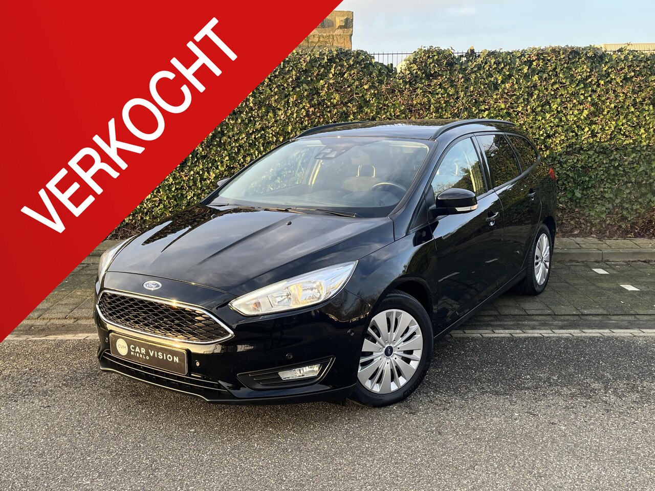 Ford Focus Wagon - 1.0 Edition * Dealerond. * Nieuwe Distr. * Garantie - AutoWereld.nl