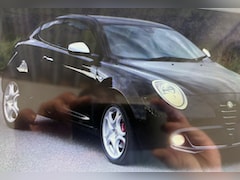 Alfa Romeo MiTo - 0.9 TwinAir Distinctive Leer 17 inch
