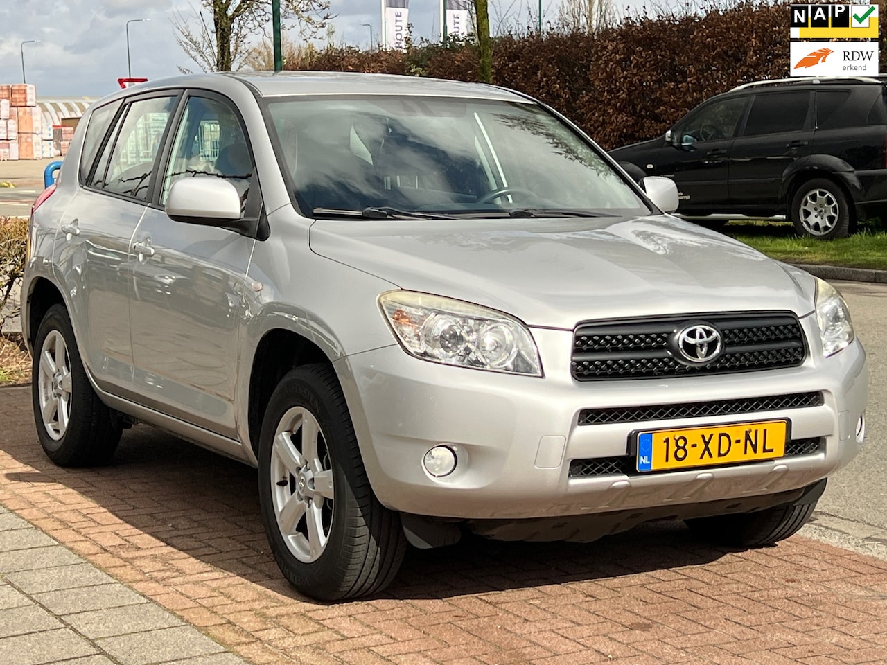 Toyota RAV4 - 2.0 4WD Executive *Automaat| Rijklaar - AutoWereld.nl