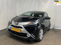 Toyota Aygo - 1.0 VVT-i x-play - Linker Zijschade