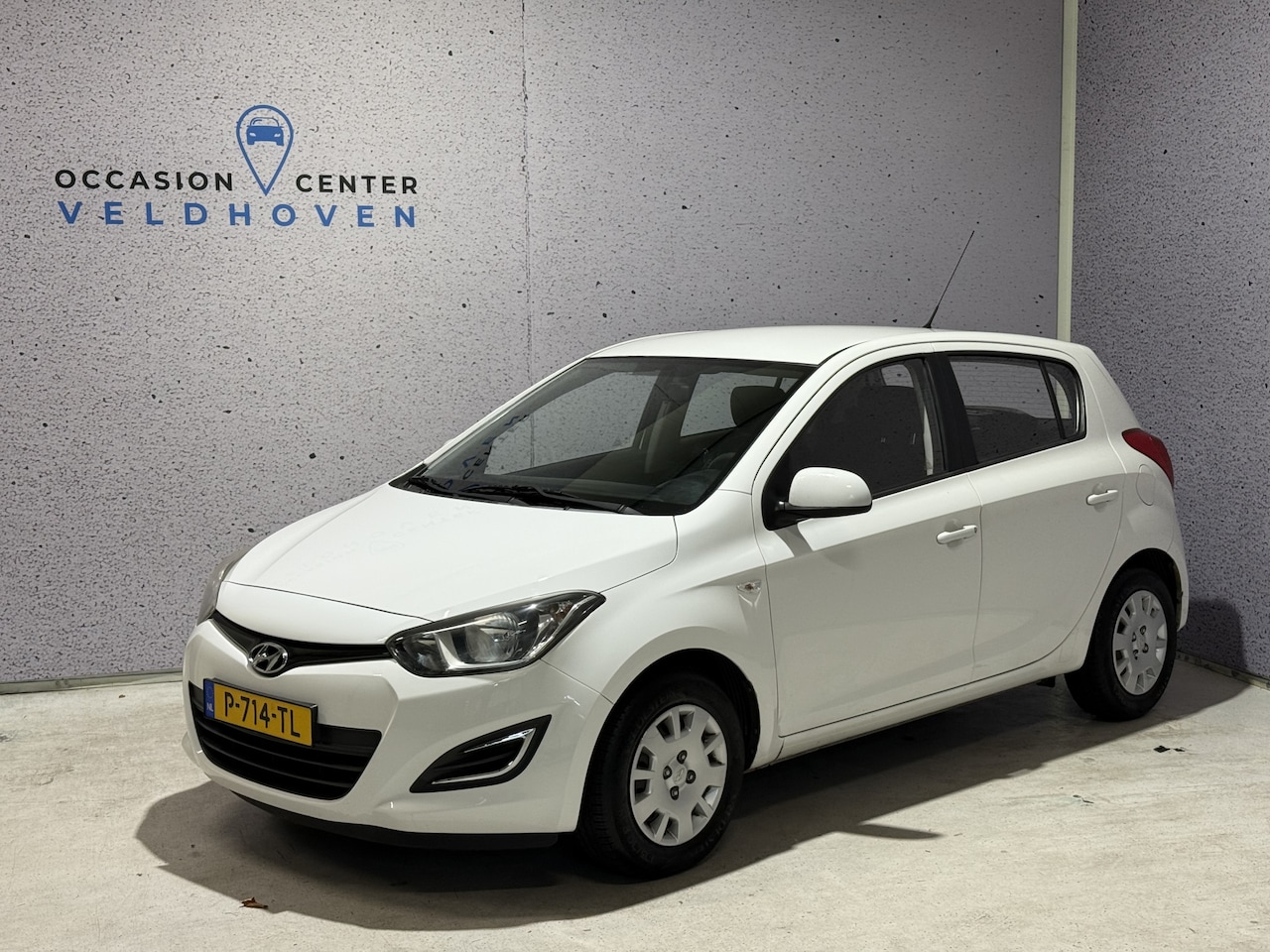 Hyundai i20 - 1.2i First Edition // AIRCO // NIEUWE APK - AutoWereld.nl