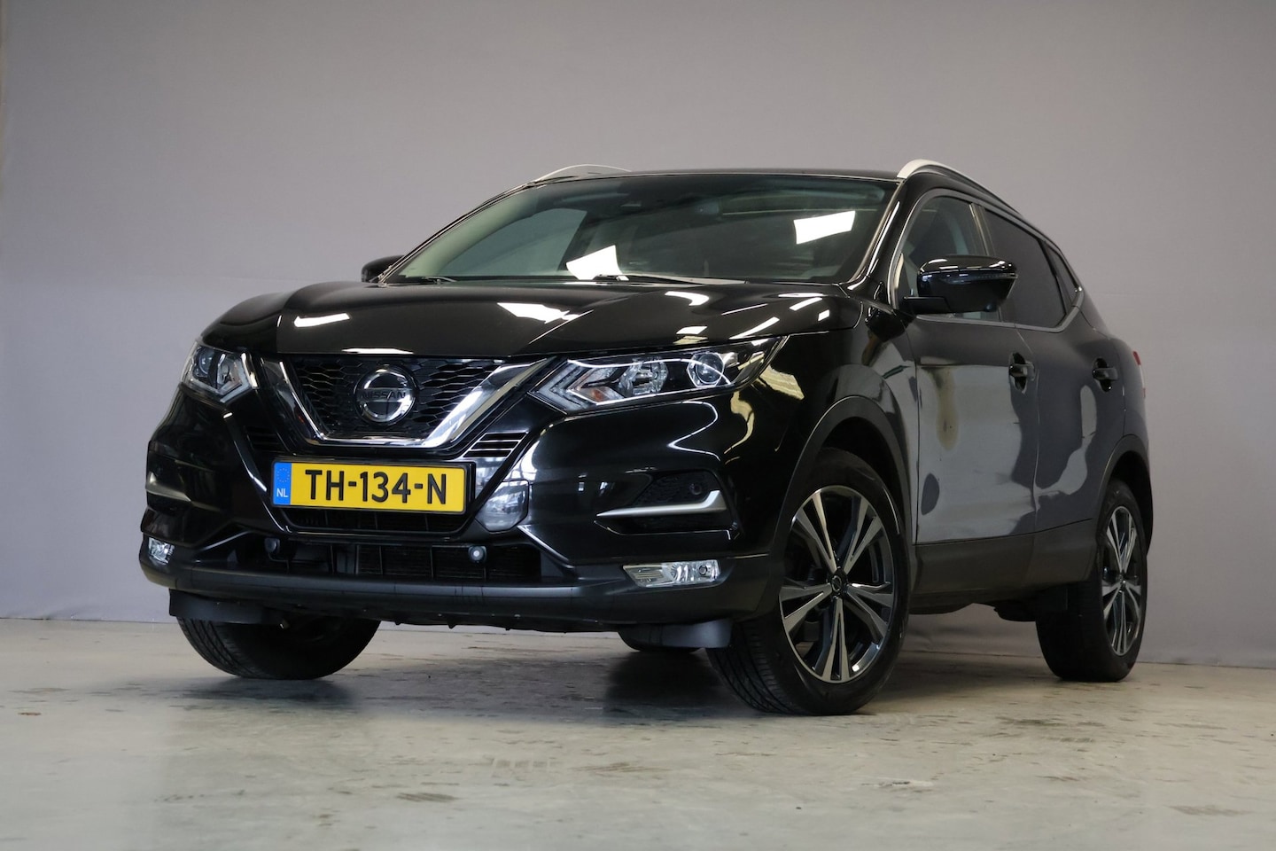 Nissan Qashqai - 1.2 N-Connecta |Panorama|360 Cam| - AutoWereld.nl