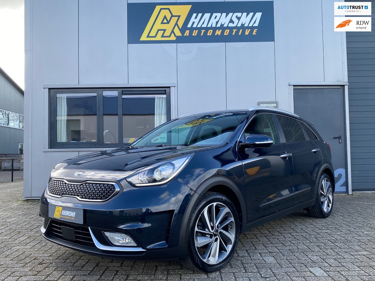Kia Niro - 1.6 GDi Hybrid SportsLine | Leder | ACC | Winter pak. - AutoWereld.nl