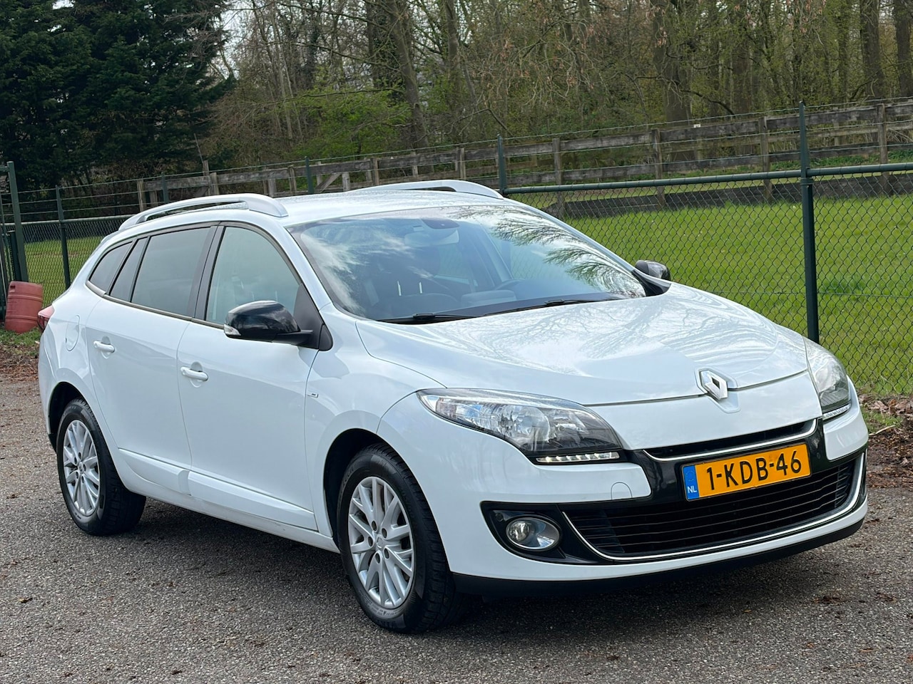 Renault Mégane Estate - 1.5 dCi Bose /Navi/Airco/ - AutoWereld.nl