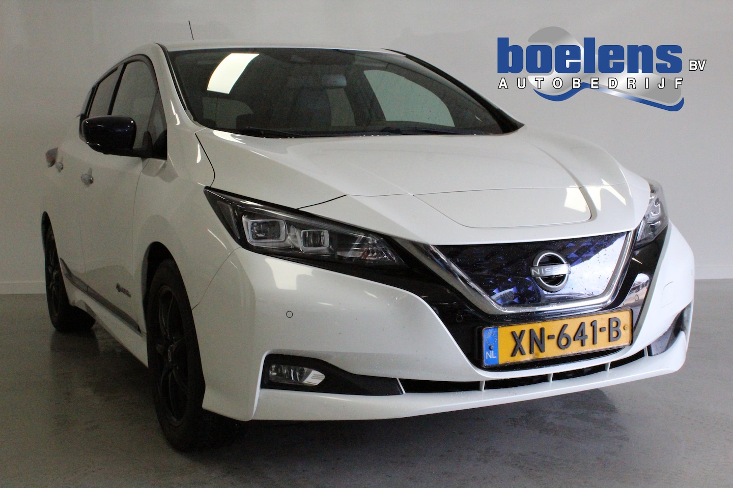 Nissan LEAF - Tekna 40 kWh | BOSE | ACC | VOOR+AB/VERW | CAMERA | STUUR-VERW | CARPLAY | NAVI | LMV | - AutoWereld.nl