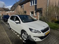 Peugeot 308 - 1.6 BlueHDi Pano 6bak Sensor 2015