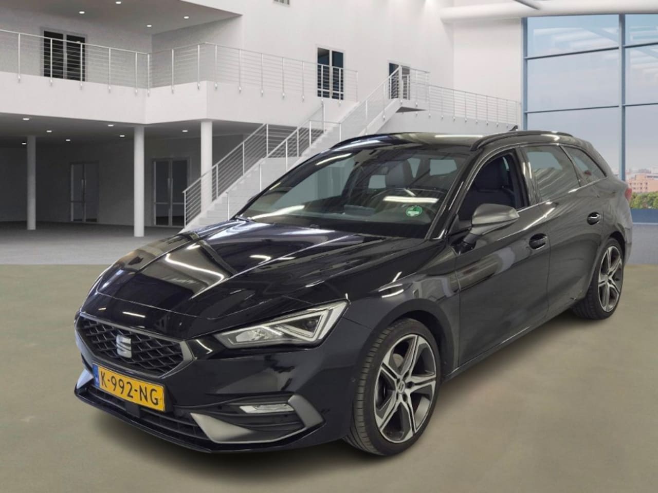 SEAT Leon Sportstourer - 1.5 eTSI FR Launch Edition|Pano|ACC|Trekhaak Etc Etc - AutoWereld.nl