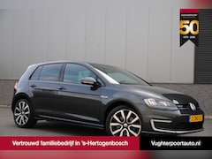 Volkswagen Golf - 1.4 TSI GTE Plug In Hybrid/Leder/Cruise/Trekhaak/Camera/LED/18"