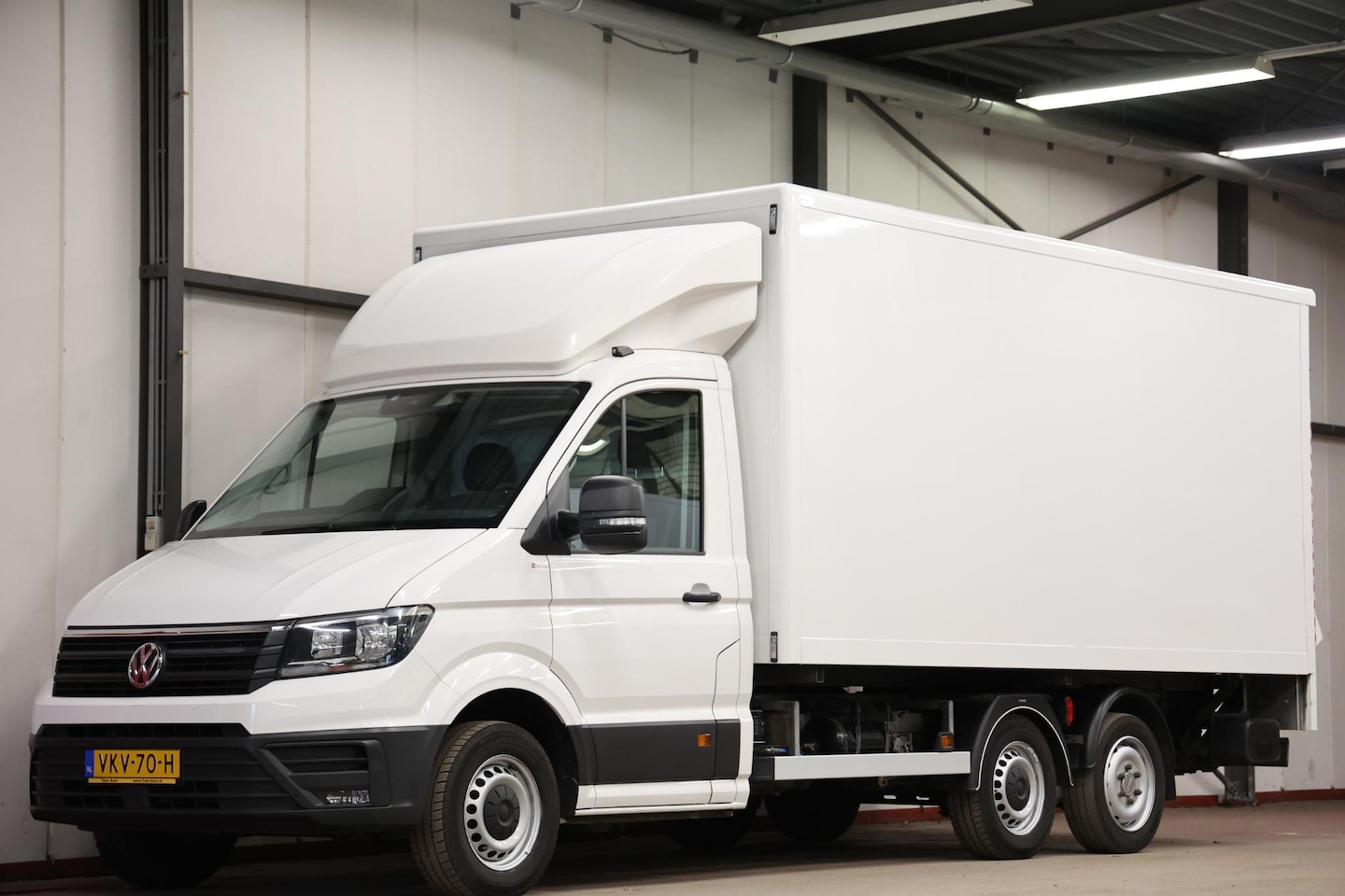 Volkswagen Crafter - 2.0 TDI DSG AUTOMAAT BAKWAGEN BE CLIXTAR - AutoWereld.nl