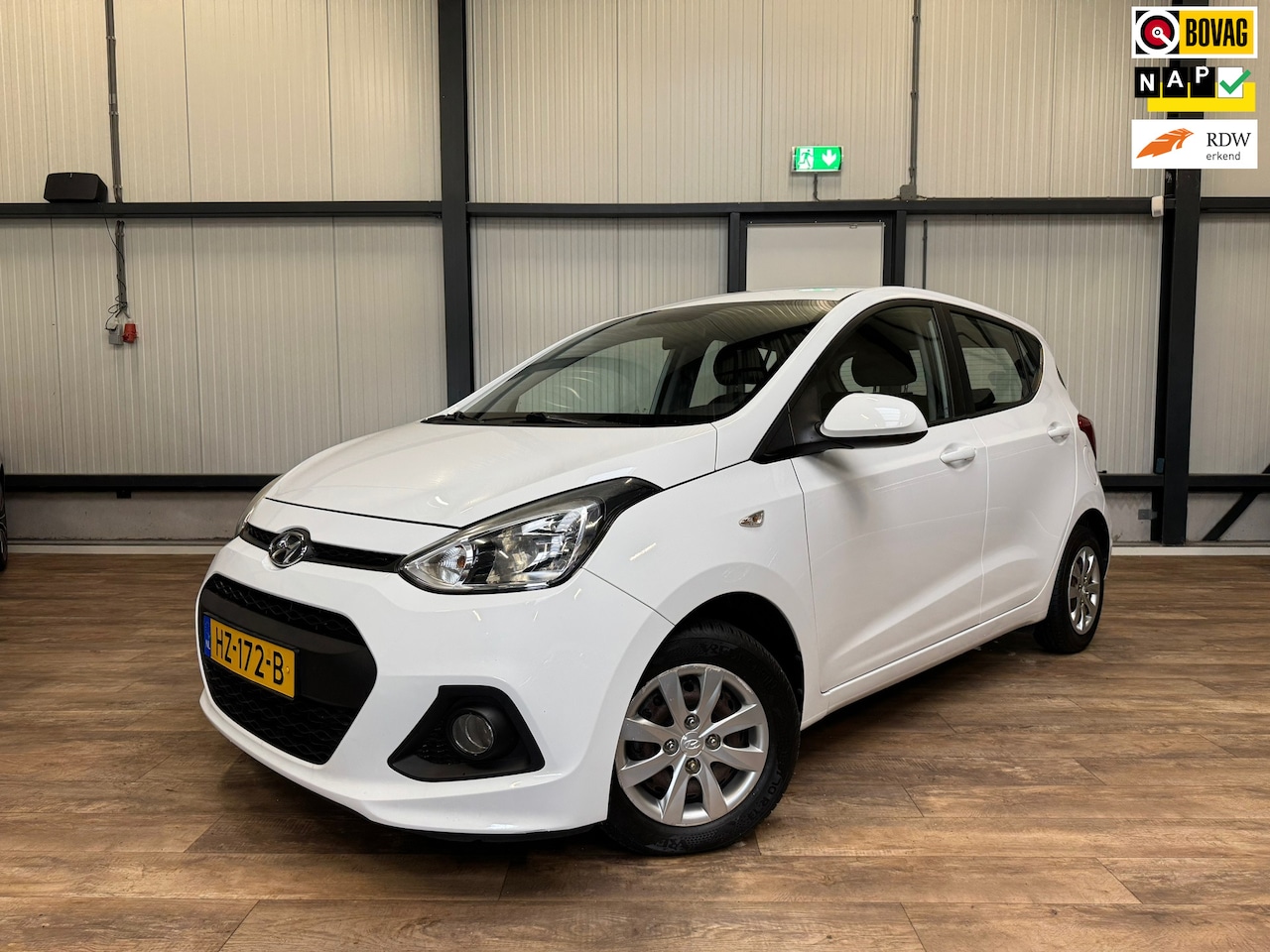 Hyundai i10 - 1.0i i-Motion Comfort / CLIMA / 5-Drs / - AutoWereld.nl