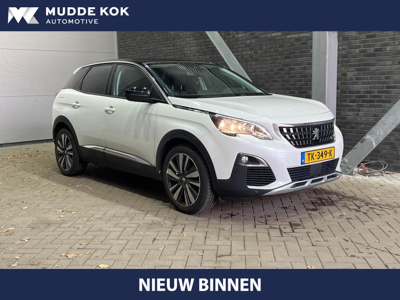Peugeot 3008 - 1.2 PureTech Blue Lease Premium | Trekhaak | Getint Glas | 360° Camera | Cruise Control - AutoWereld.nl