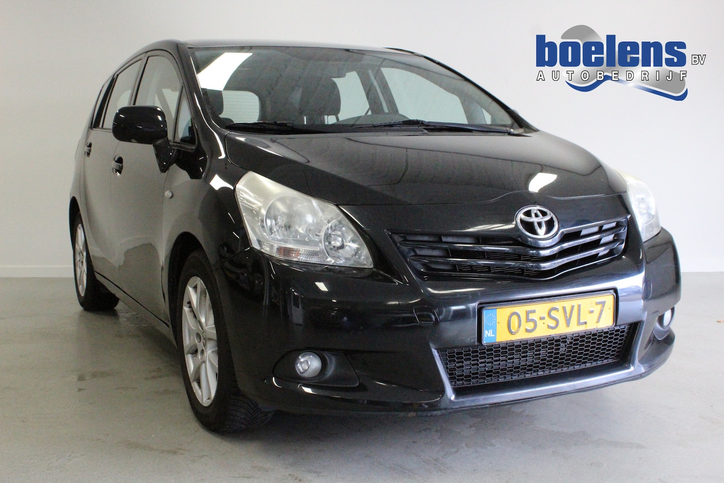 Toyota Verso - 1.8 VVT-i Business | PANO-DAK | CLIMA | PDC-A | TREKHAAK | CRUISE | NAVIGATIE | CAMERA | C - AutoWereld.nl