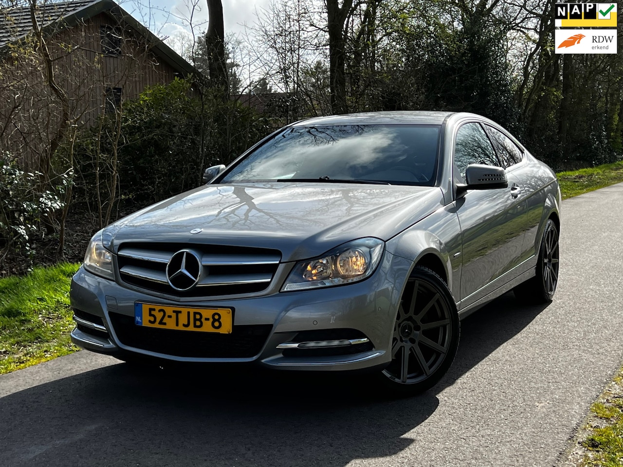 Mercedes-Benz C-klasse Coupé - 180 | ''97.000 KM + Orgineel NL + Cruise + Half/leder Nu € 11.975,-!!! - AutoWereld.nl